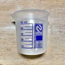 COPO BECKER PLASTICO 50ML