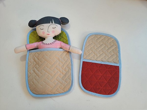 Caminha para bonecas e bonecos