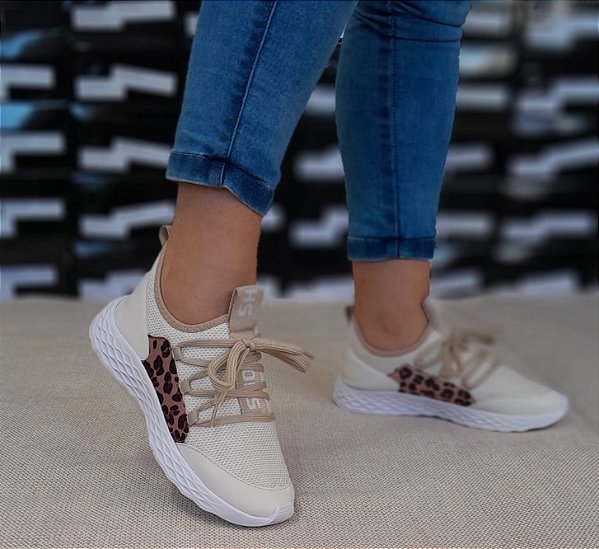 Tênis Meia com Cadarço