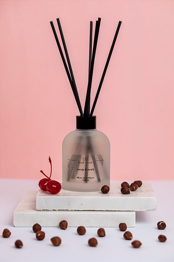 DIFUSOR DE AROMAS CEREJA & AVELÃ - ANNA