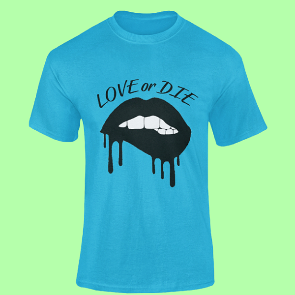 Camiseta Love or Die - Lip