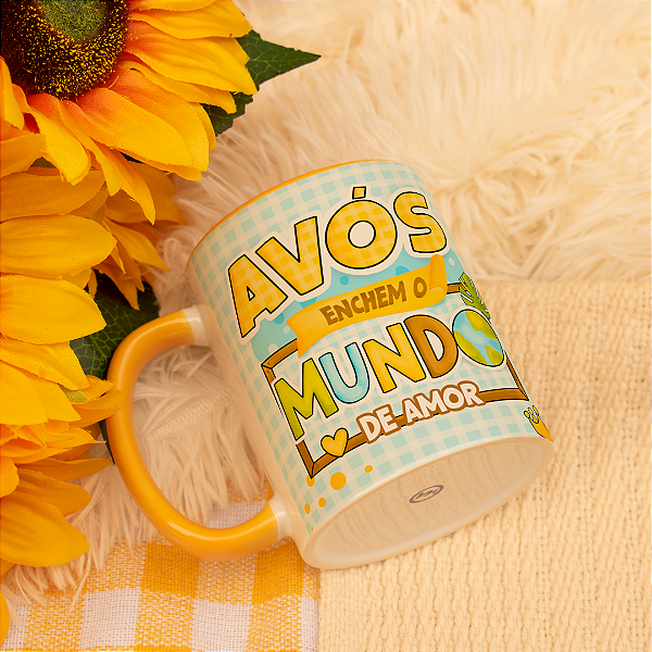 Caneca Personalizada Avós Enchem o Mundo de Amor - Amarela