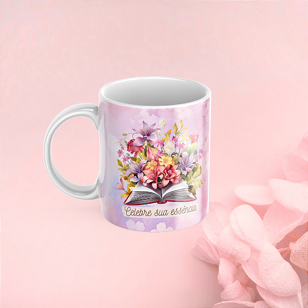 Caneca Personalizada Cada Mulher é autora da sua própria hístoria!