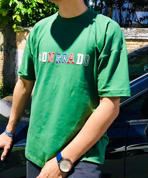 Camiseta Oversied Cconrrado