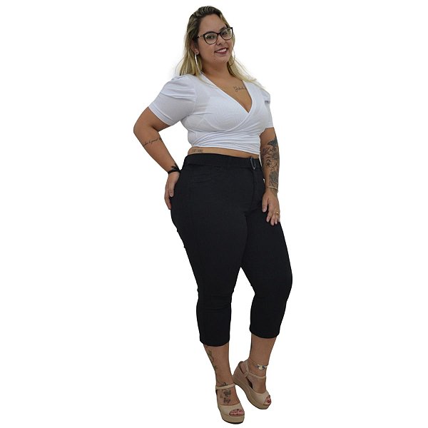 Calça Jeans Cambos Plus Size Capri Jainne Preta