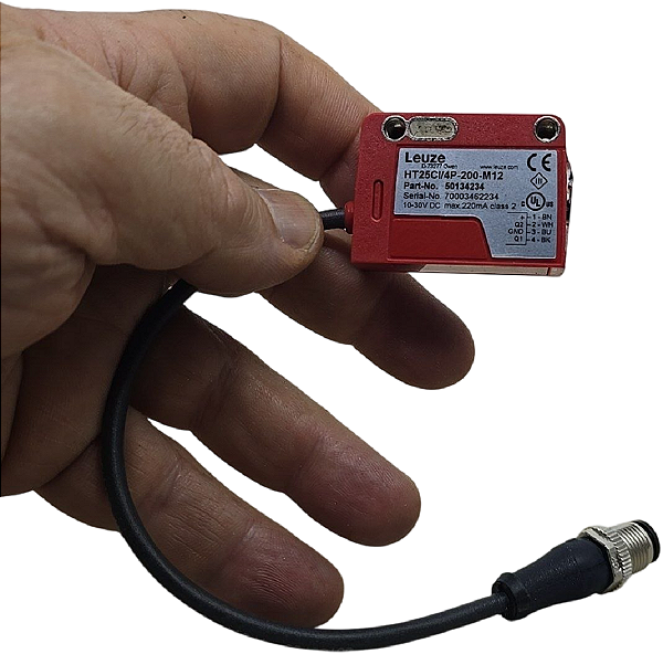 Sensor difuso com supressão de fundo HT25CI/4P-200-M12
