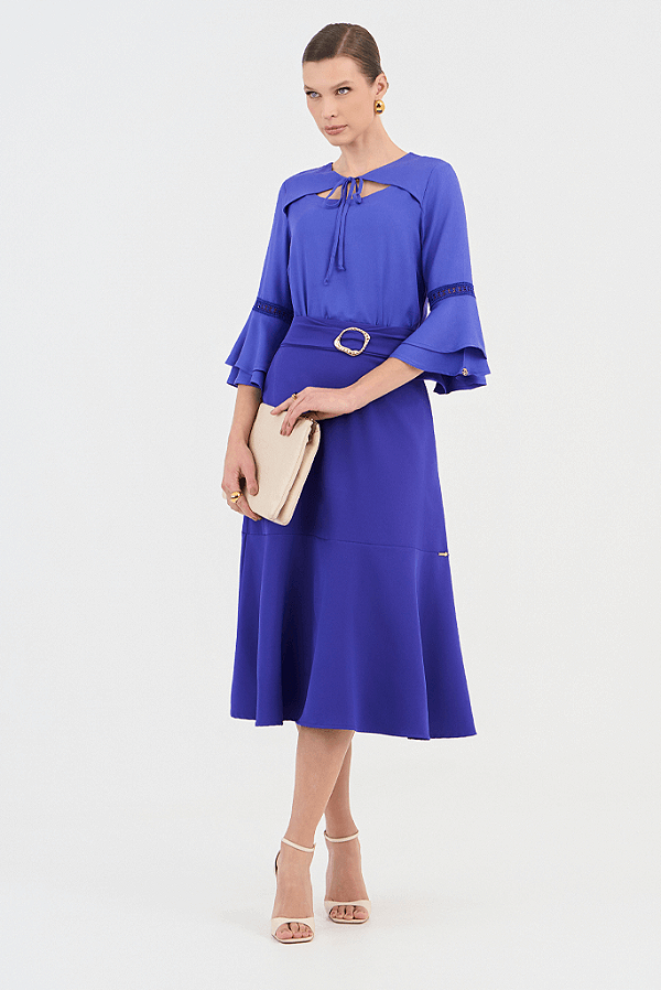 Saia Evasê Com Fivela No Cós