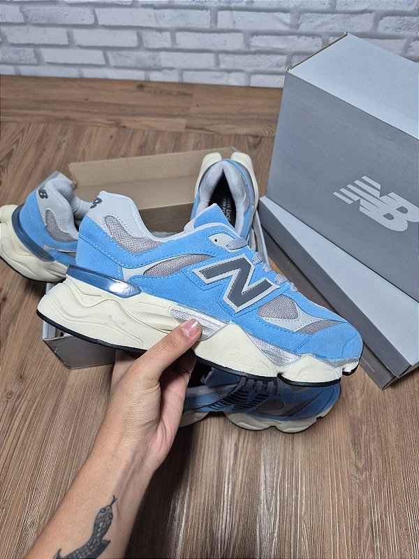 0-203 - Tênis NEW BALANCE 9060 Couro Masculino, Corrida, Academia, Lazer