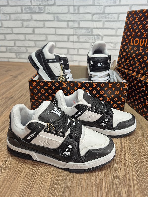 0-1012 - Tênis LOUIS VUITTON LV Trainer, Corrida, Academia, Lazer