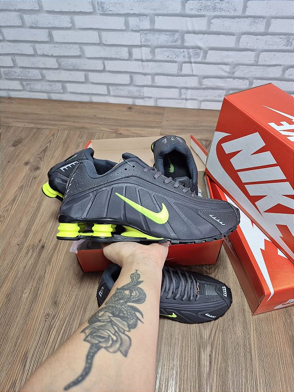 0-160 - Tênis NIKE Shox R4, Corrida, Academia, Lazer