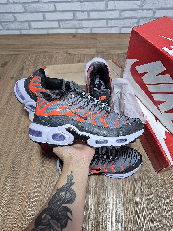 0-171 - Tênis NIKE TN, Corrida, Academia, Lazer