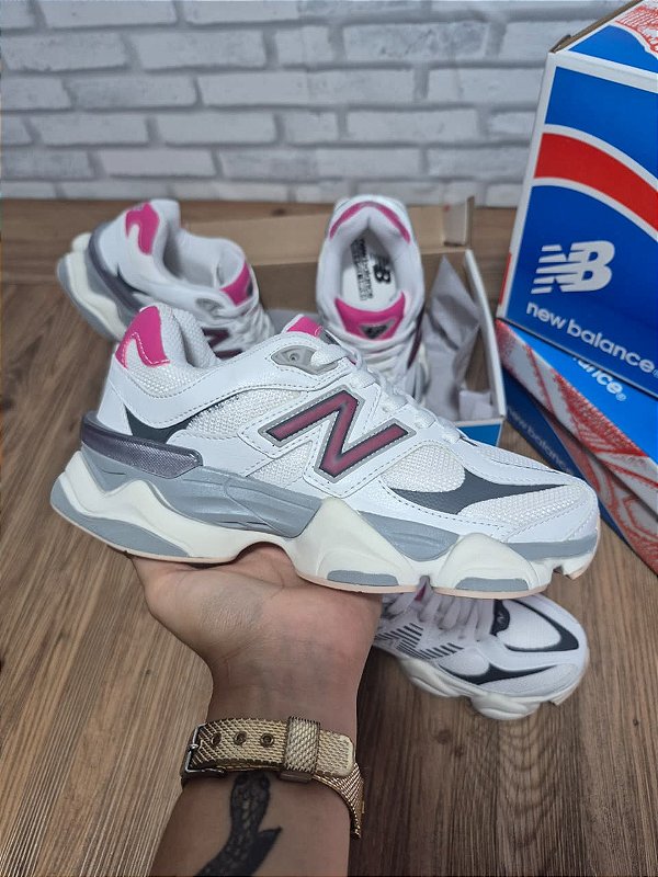 0-801 - Tênis NEW BALANCE Feminino