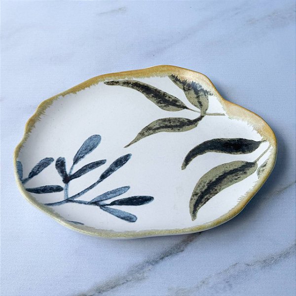 Prato de Cerâmica com Borda Irregular