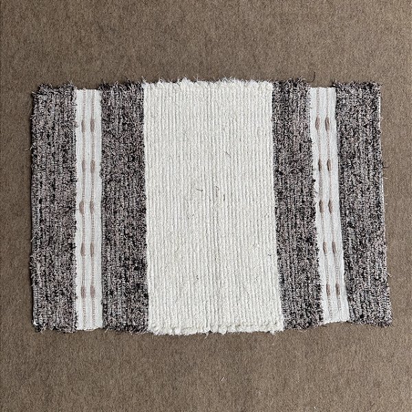 Tapete Multiuso Peludo - 75cm x 55cm