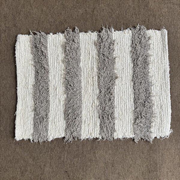 Tapete Multiuso Peludo - 75cm x 55cm