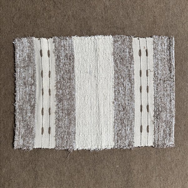 Tapete Multiuso Peludo - 75cm x 55cm