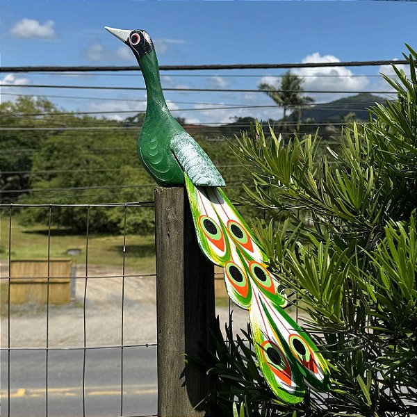 Pavão de madeira - Tons de verde