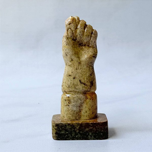 Figa em Pedra Sabão - Envernizado