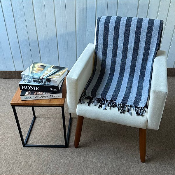 Manta M Cinza com Preto - 1,80m x 2,40m