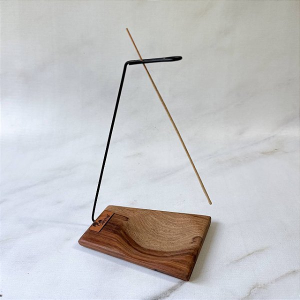 Incensário de Madeira