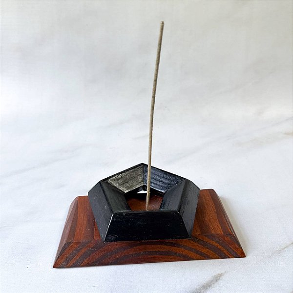 Incensário de Madeira