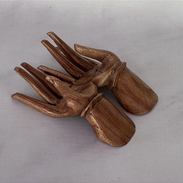 Mãos para o mundo - 15cm