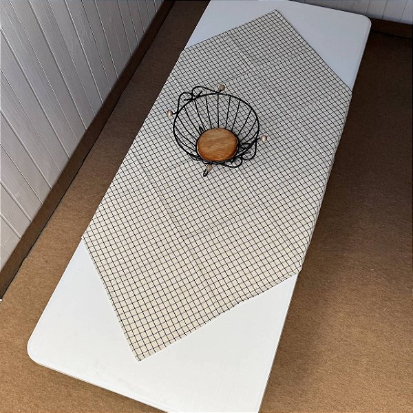 Toalha de Mesa 2m x 2m - Cru com Grid Azul Marinho