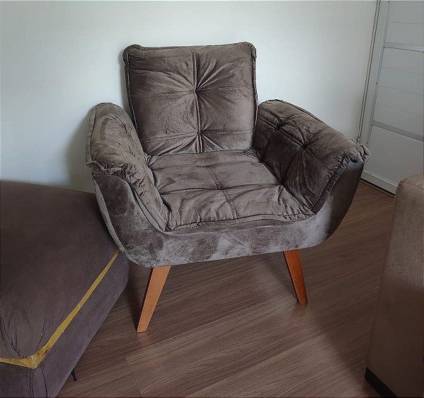 Poltrona Decorativa Pérola