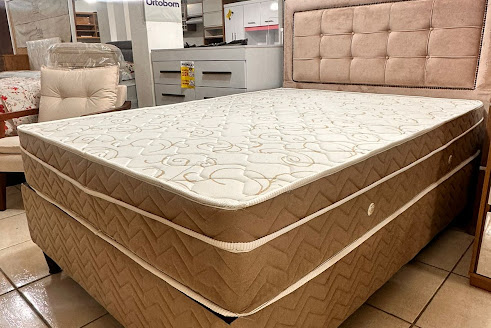 Cama Box Casal 1.38m Londres Espuma D33 e Placas EPS - Master Plus