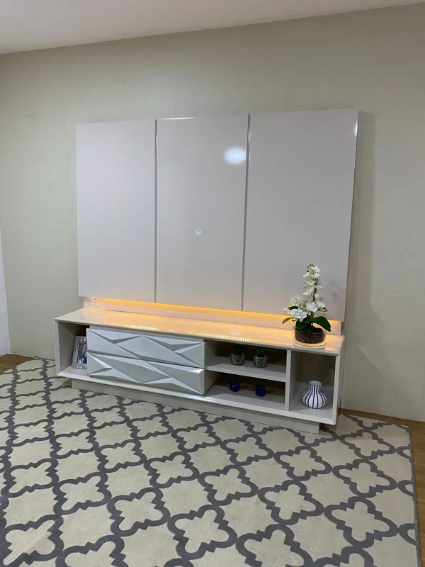 Bancada com Painel Luigi 2.00m Tv até 75″ – DJ Móveis – Off White
