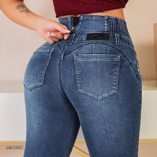 Calça jeans cintura perfeita