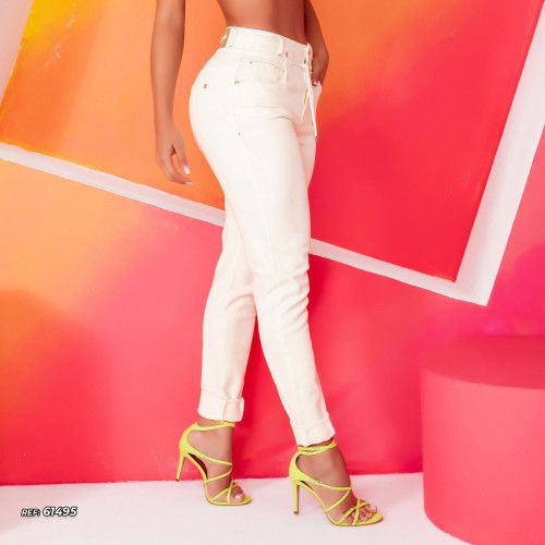 Calça Boyfriend com amarração