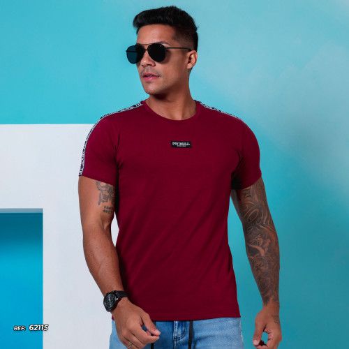 Camiseta gola o com logomania