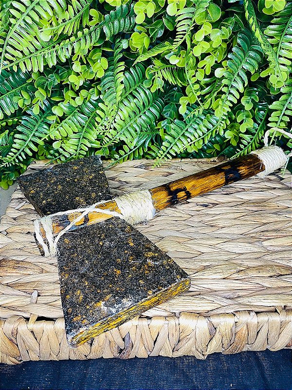 MACHADO PEDRA XANGÔ