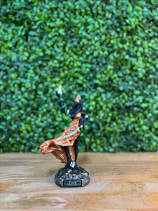 ORIXÁ M EWA 15 CM EM RESINA