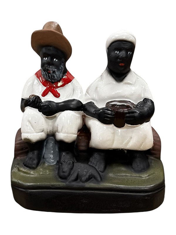 IMAGEM DE GESSO CASAL DE PRETOS VELHOS 20 CM