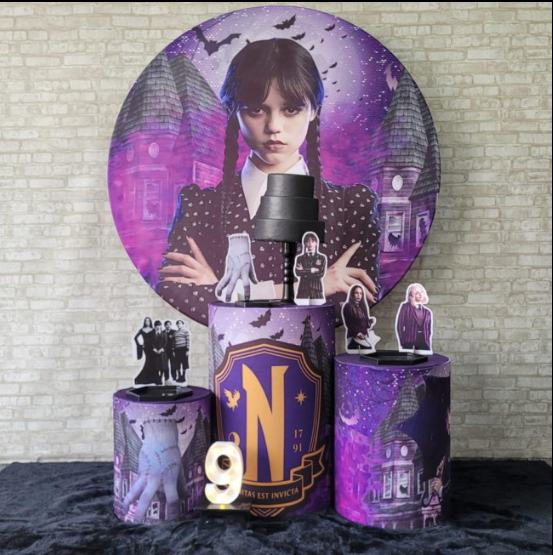 Alugue Tema Para Festa Decoração Wandinha Tecido ( Modelo 2 )