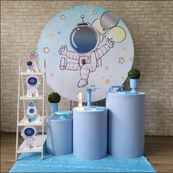 Alugue Tema Para Festa Decoração Astronauta Tecido ( Modelo 2 )