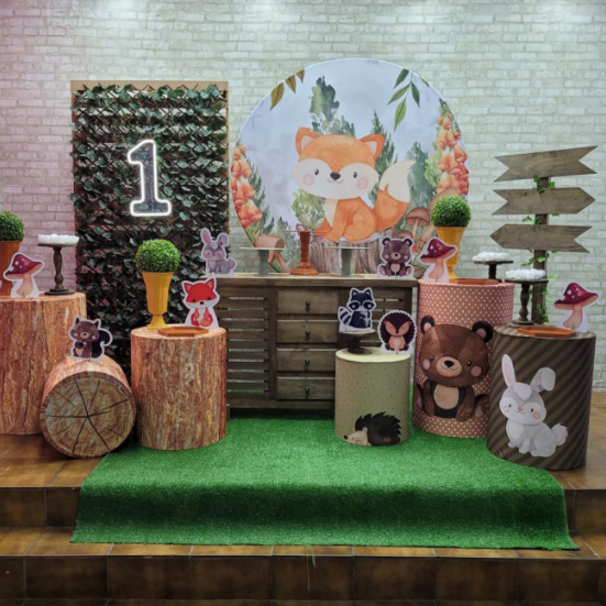 Alugue Tema Para Festa Decoração Bosque Encantado Tecido ( Modelo 5 )