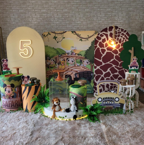 Alugue Tema Para Festa Decoração Mickey Safari Tecido ( Modelo 4 )