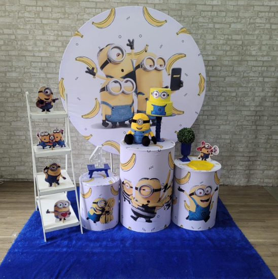 Alugue Tema Para Festa Decoração Minions Tecido ( Modelo 2 )