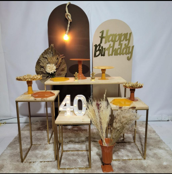 Alugue Tema Para Festa Decoração Happy Nude Tecido ( Modelo 5 )