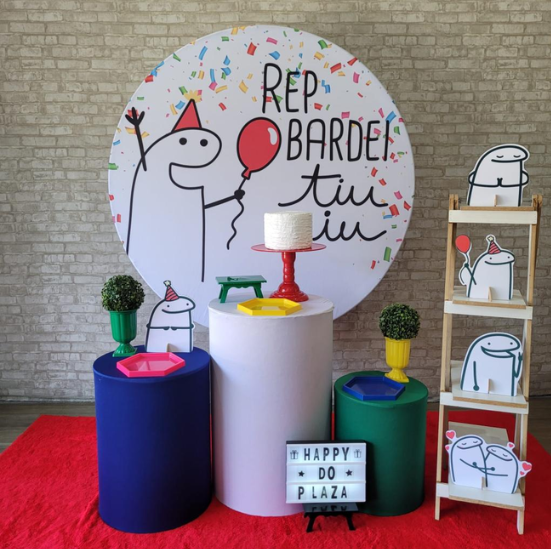 Alugue Tema Para Festa Decoração Meme Flork Tecido ( Modelo 2 )