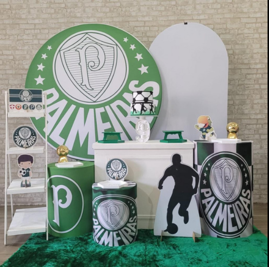 Alugue Tema Para Festa Decoração Palmeiras Tecido ( Modelo 4 )
