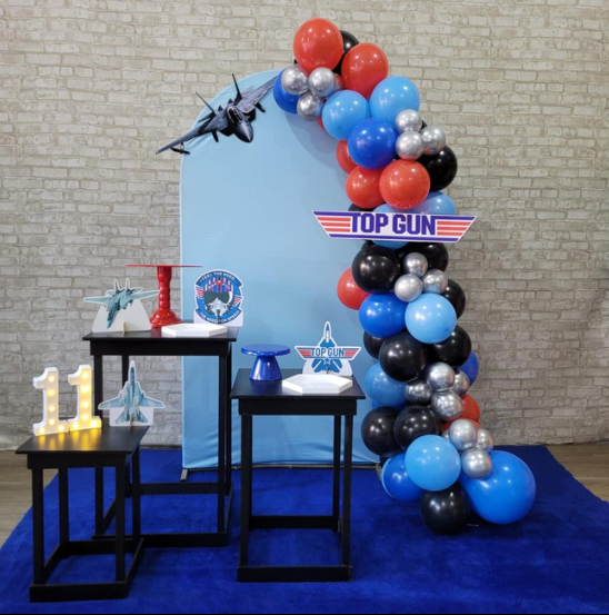 Alugue Tema Para Festa Decoração Top Gun Modelo Personalizado Tecido Acompanha Balão