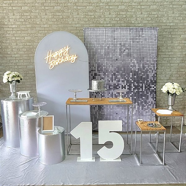 Alugue Tema Para Festa Decoração Branco com Prata Tecido ( Modelo 1 )