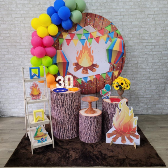 Alugue Tema Para Festa Decoração Junina Tecido ( Modelo 14 ) Acompanha Balão