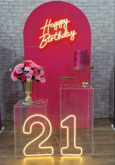 Alugue Tema Para Festa Decoração Happy Rosa Pink Tecido ( Modelo 1 )