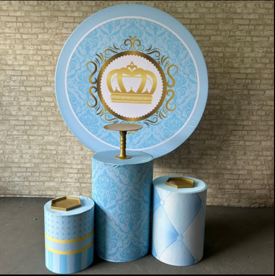 Alugue Tema Para Festa Decoração Coroa Tecido ( Modelo 1 )