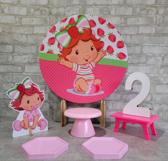 Alugue Tema Para Festa na Mesa Decoração Moranguinho